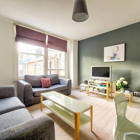 Joivy Bright 1 Bed Flat, Close To Princess Street Edimburgo Esterno foto